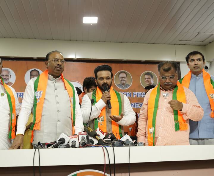 Kedar Jadhav: माजी भारतीय क्रिकेटपटू केदार जाधव यांने राजकारणाच्या क्षेत्रात प्रवेश केला आहे.