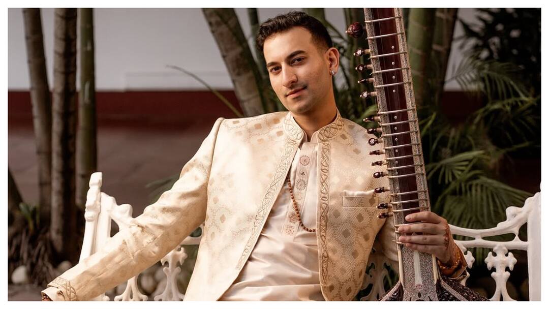 'Papa, Can I Try This? This Is Already Broken': How Rishab Rikhiram Sharma's Sitar Journey Started 'Papa, Can I Try This? This Is Already Broken': How Rishab Rikhiram Sharma's Sitar Journey Started