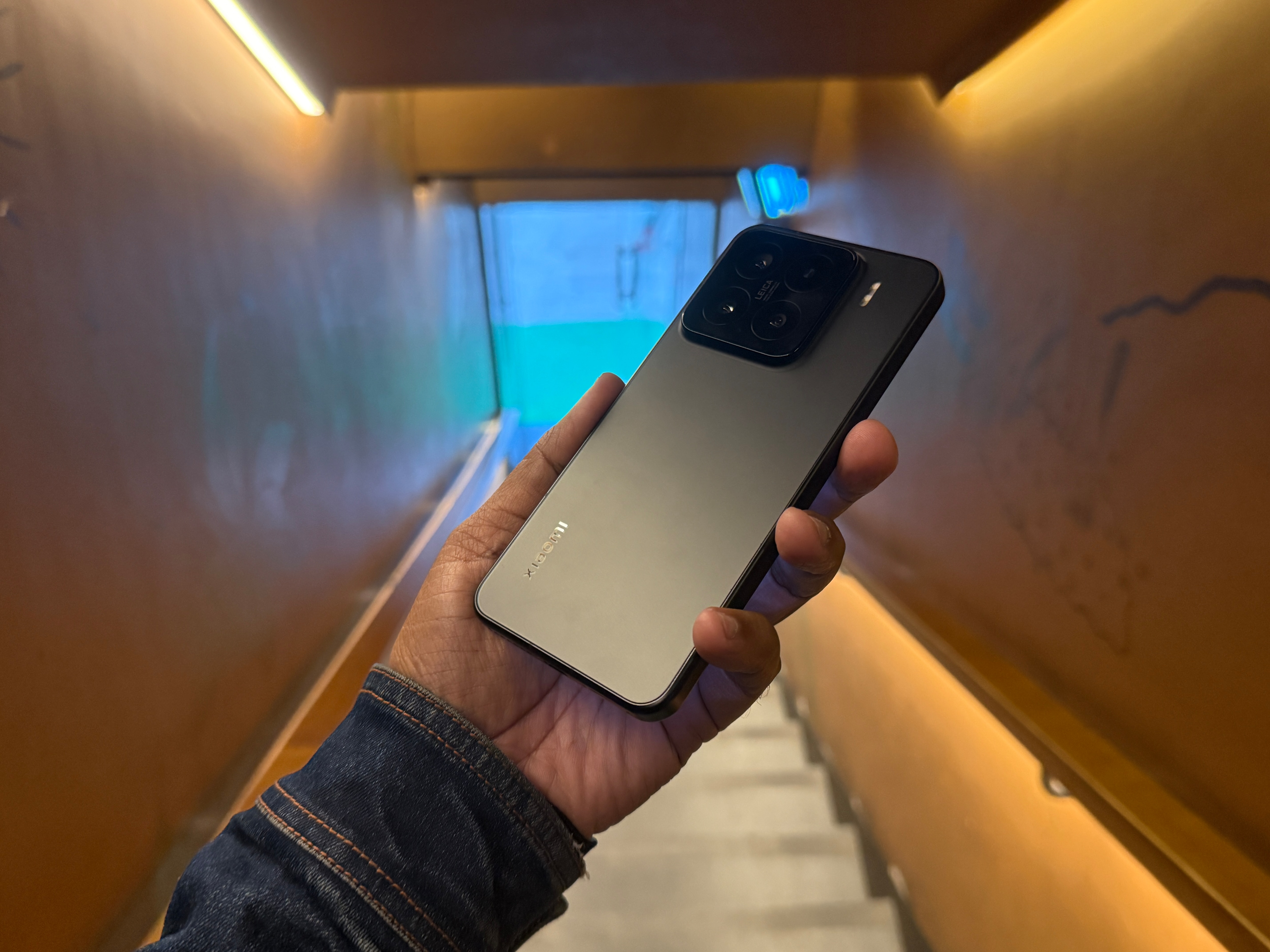 Xiaomi 15 Review: Small In Size, Big On Swagger — A Flagship That Doesn't Fleece