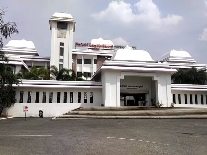 B.Tech at Periyar University Millions of students are affected Anbumani condemns பெரியார் பல்கலை.யில் பி.டெக் படிப்பா? தனியாருடன் இணையத் துடிப்பது ஏன்? வீணாகும் மாணவர் எதிர்காலம்- அன்புமணி!