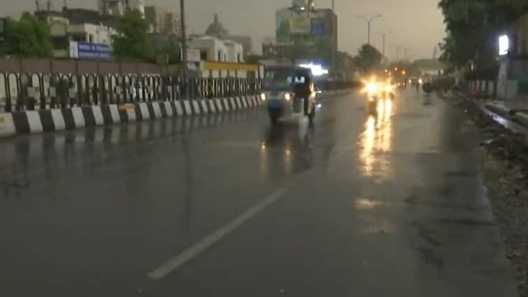 Heavy rain in chennai today 16.04.25 tamilnadu weather Heavy Rain: திடீரென சூழ்ந்த கார்மேகங்கள்! சென்னையை வெளுத்து வாங்கும் கனமழை! எங்கெல்லாம்?
