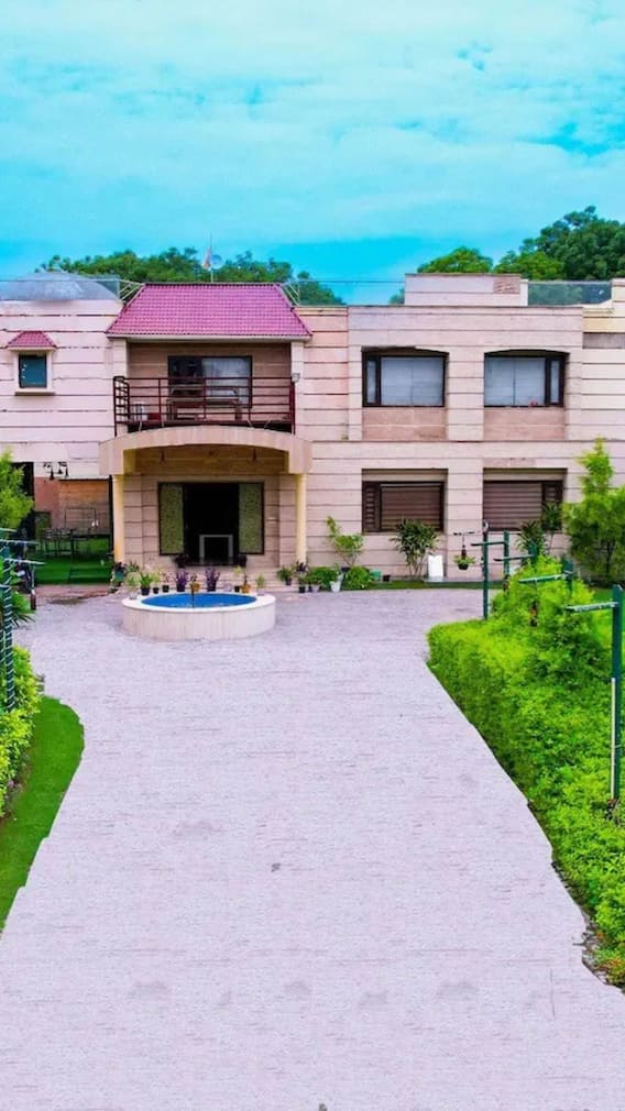 दिल्ली में जन्मदिन मनाने के लिए 10 सबसे ट्रेंडी पार्टी वेन्यू