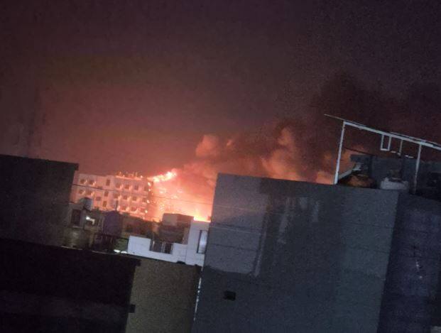 शिवसेना आमदार प्रदीप जयस्वाल यांच्या मालकीचे हे हॉटेल आहे.