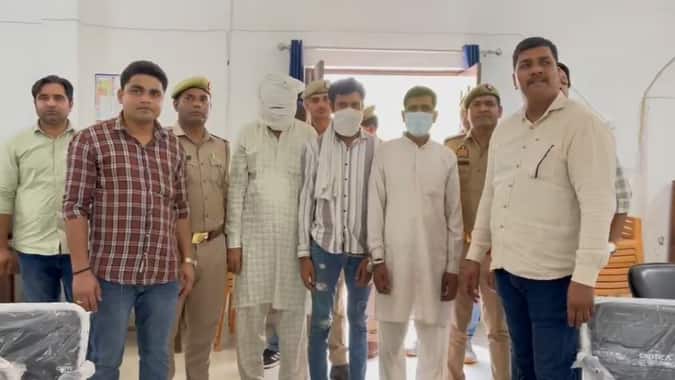 Illegal arms factory busted in Muzaffarnagar 3 accused arrested in police siege ANN UP Police: मुजफ्फरनगर में अवैध हथियार फैक्ट्री का भांडाफोड़, पुलिस घेराबंदी में 3 अभियुक्त गिरफ्तार