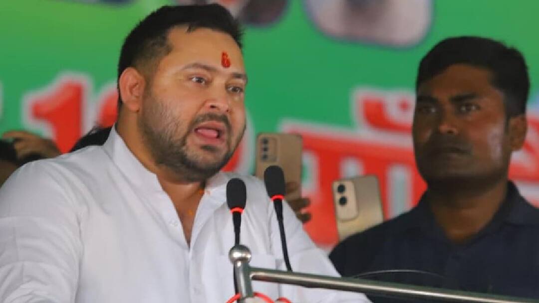 Tejashwi Yadav attacks on CM Nitish Kumar Government over criminal incidents in Bihar ‘मुंह में दही जमा कर...’, बिहार में आपराधिक घटनाओं को लेकर तेजस्वी यादव ने नीतीश सरकार को घेरा
