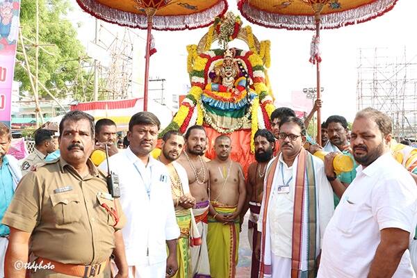 Vontimitta Sri Kodandarama Swamy: మోహినీ అలంకారంలో జగన్మోహనుడు - దర్శించుకుంటే చాలు మిమ్మల్ని ఆవహించిన మాయనుంచి బయటపడతారు!