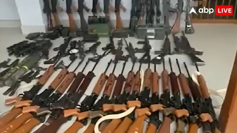 Bogus Gun License Scam: હથિયારના નકલી લાયસન્સ લેનારાઓના નામ જાહેર કરવા માંગ ઉઠી, કોણે બચાવી રહી છે પોલીસ ? Bogus Gun And Weapon License Scam News racket of buying foreign weapons on bogus licenses exposed in surat Bogus Gun License Scam: હથિયારના નકલી લાયસન્સ લેનારાઓના નામ જાહેર કરવા માંગ ઉઠી, કોણે બચાવી રહી છે પોલીસ ?