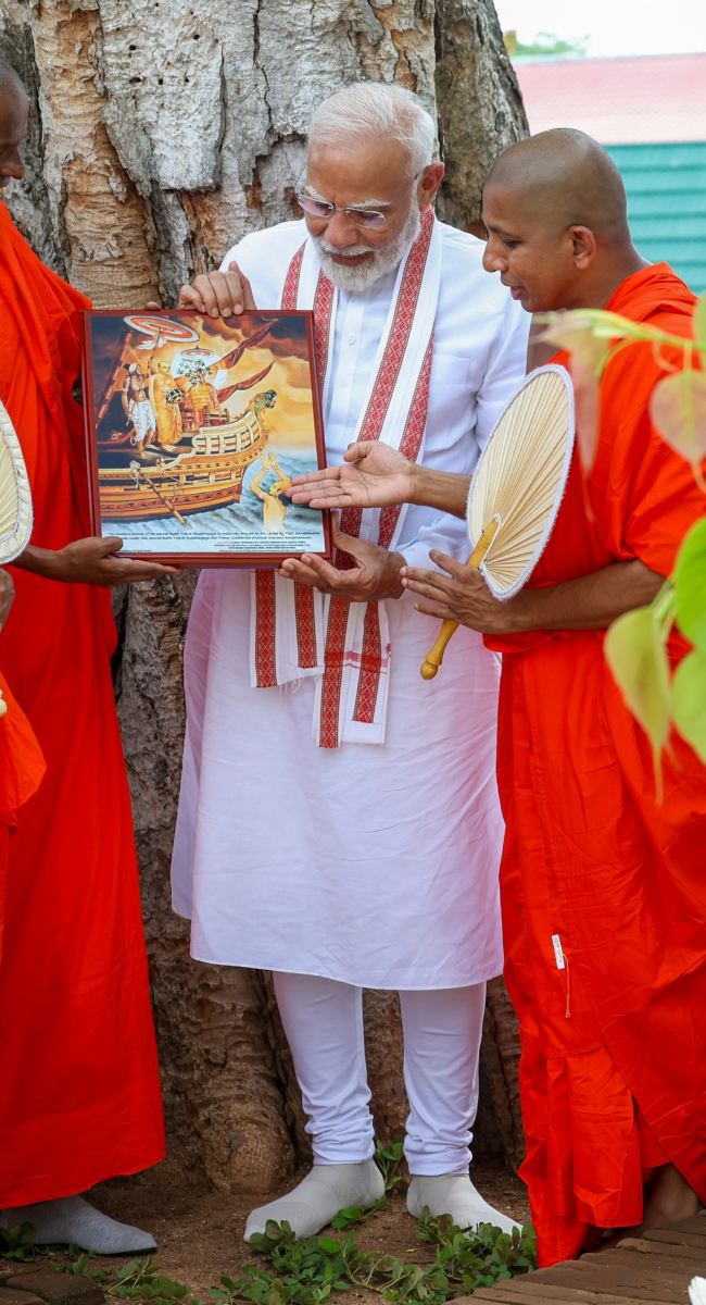 इस दौरान पीएम मोदी जनसभा को भी संबोधित करेंगे