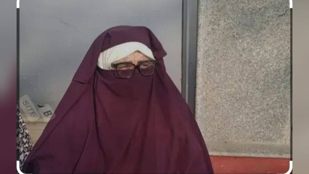 अलगाववादी नेता फरीदा बहनजी ने हुर्रियत से तोड़ा नाता, मुख्यधारा में की वापसी Separatist Leader Farida Behanji Left Anti India Organization Hurriyat Conference ANN अलगाववादी नेता फरीदा बहनजी ने हुर्रियत से तोड़ा नाता, मुख्यधारा में की वापसी