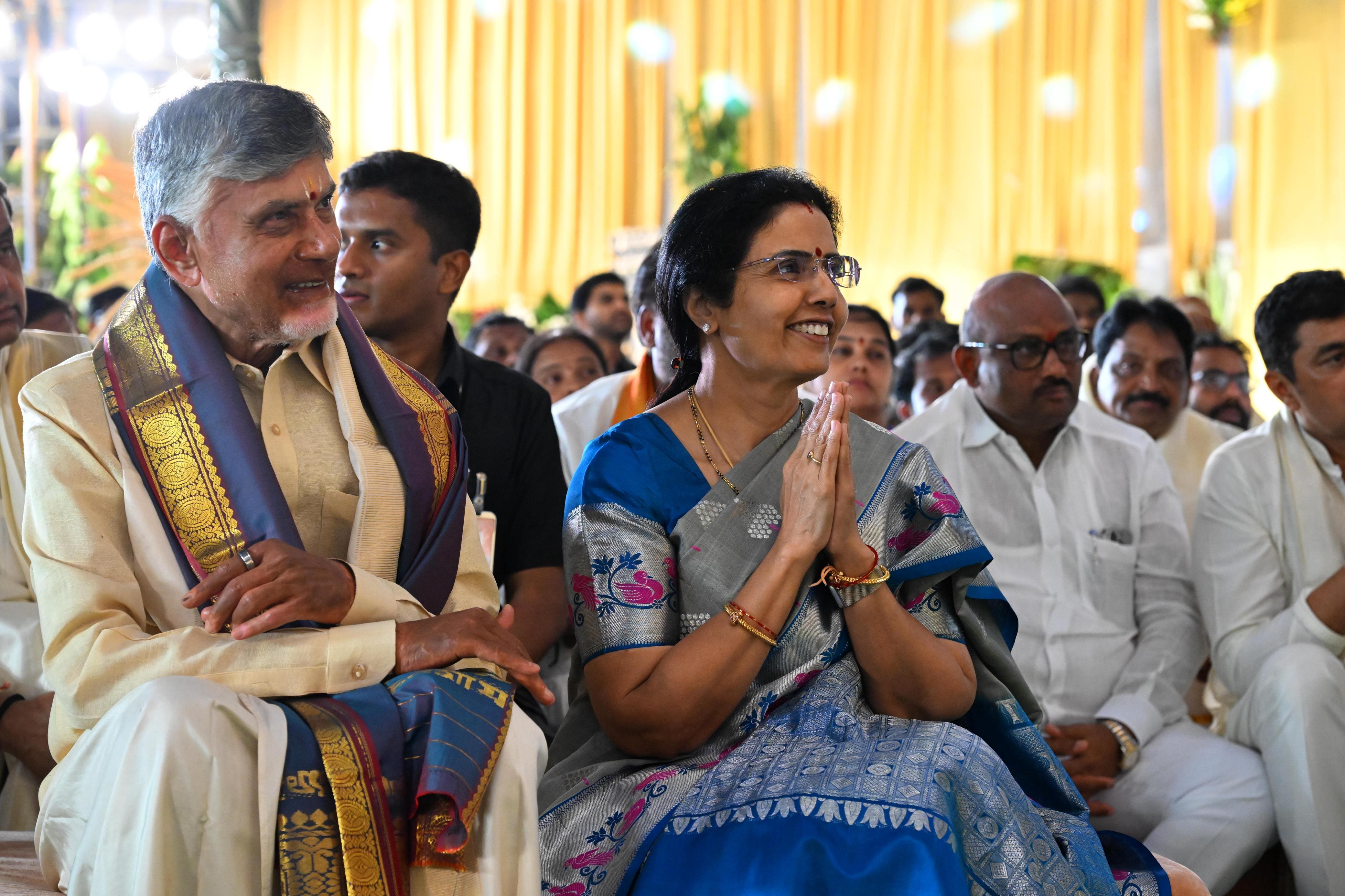 Vontimitta SeetharRama Kalyanam: ఒంటిమిట్టలో కన్నుల పండుగగా రాములోరి కల్యాణం.. రామరాజ్యం తెస్తానన్న చంద్రబాబు