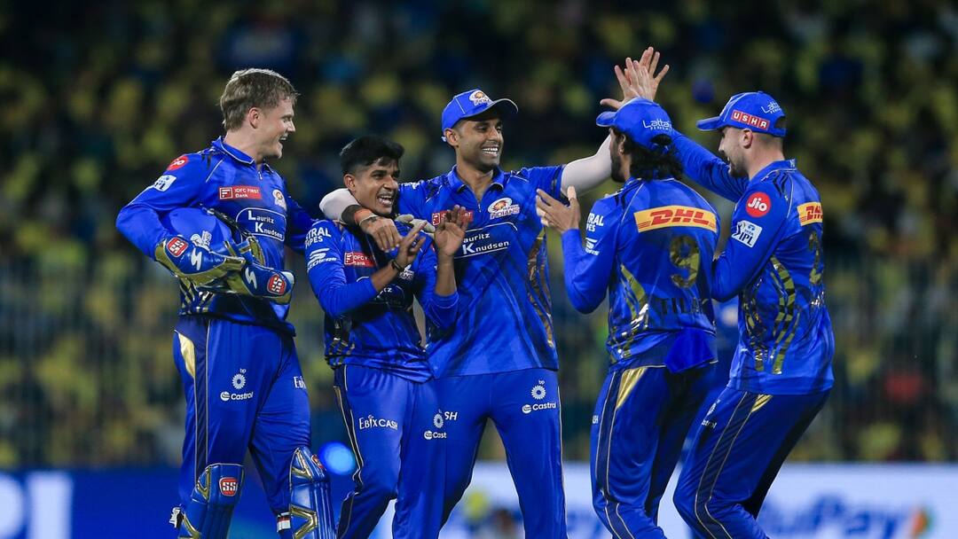 पाकिस्तान ने मुंबई इंडियंस के प्लेयर पर लगाया बैन, IPL 2025 के बीच ये क्या हो गया; जानें पूरा मामला pcb bans mumbai indians player corbin bosch for one year who apologised withdrawing psl ipl 2025 पाकिस्तान ने मुंबई इंडियंस के प्लेयर पर लगाया बैन, IPL 2025 के बीच ये क्या हो गया; जानें पूरा मामला