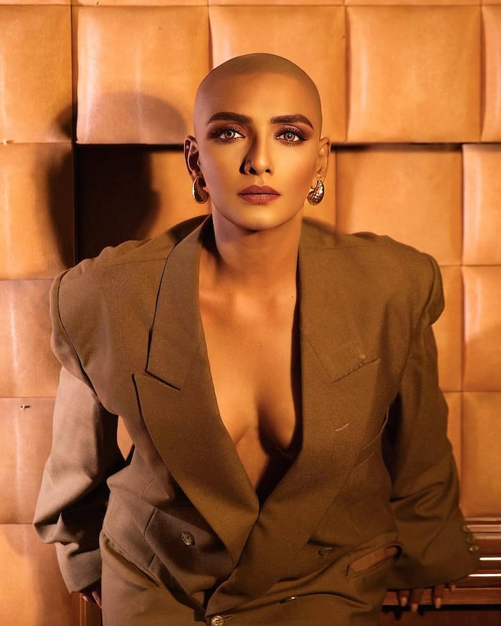 Shanti Priya further wrote, 'But I have now decided to become free. I am feeling free now. To do this, I gathered courage and believed in myself .. '