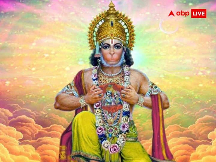रामभक्त हनुमान: यह हनुमान जी का सबसे प्रसिद्ध रूप है, जिसमें वे श्रीराम और माता सीता की भक्ति में लीन रहते हैं. उनके हृदय में श्रीराम-सीता का चित्र होता है.