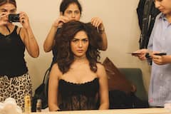 मृणाल ठाकूरचं जबरदस्त लूक; स्टाईल स्टेटमेंट फॉलो करण्यासाठी 'हा' लूक आहे बेस्ट!