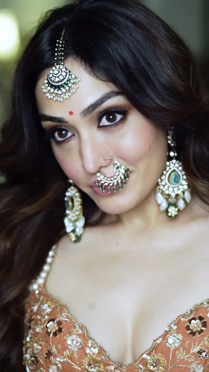 ગુલશન કુમારની પુત્રી ખુશાલી કુમારે બોલિવૂડની ઘણી ફિલ્મોમાં પોતાનો જાદુ બતાવ્યો છે. પરંતુ ખુશાલી કુમારની ફિલ્મો બોક્સ ઓફિસ પર વધુ કમાણી કરી શકી ન હતી.