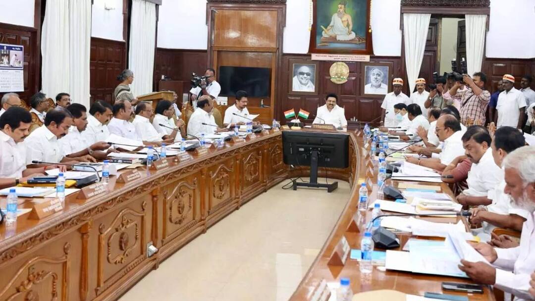 TN Cabinet: நெருங்கும் தேர்தல், ஸ்டாலின் ஸ்கெட்ச், டார்கெட் பாஜக? அமைச்சரவையில் மாற்றம்? பிளஸ் 6, மைனஸ் 4?