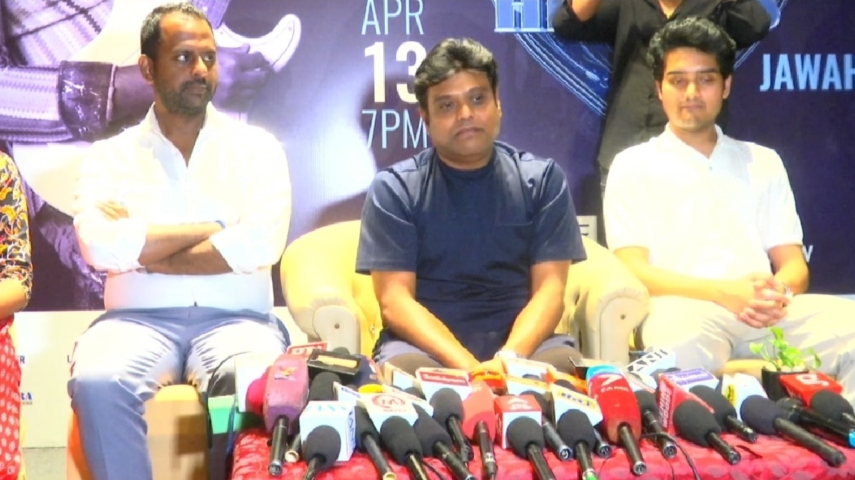 Harris Jayaraj: AI பயன்படுத்தி இறந்த பாடகர்களை ஏன் கொண்டு வர வேண்டும்? - ஹாரிஸ் ஜெயராஜ் கேள்வி