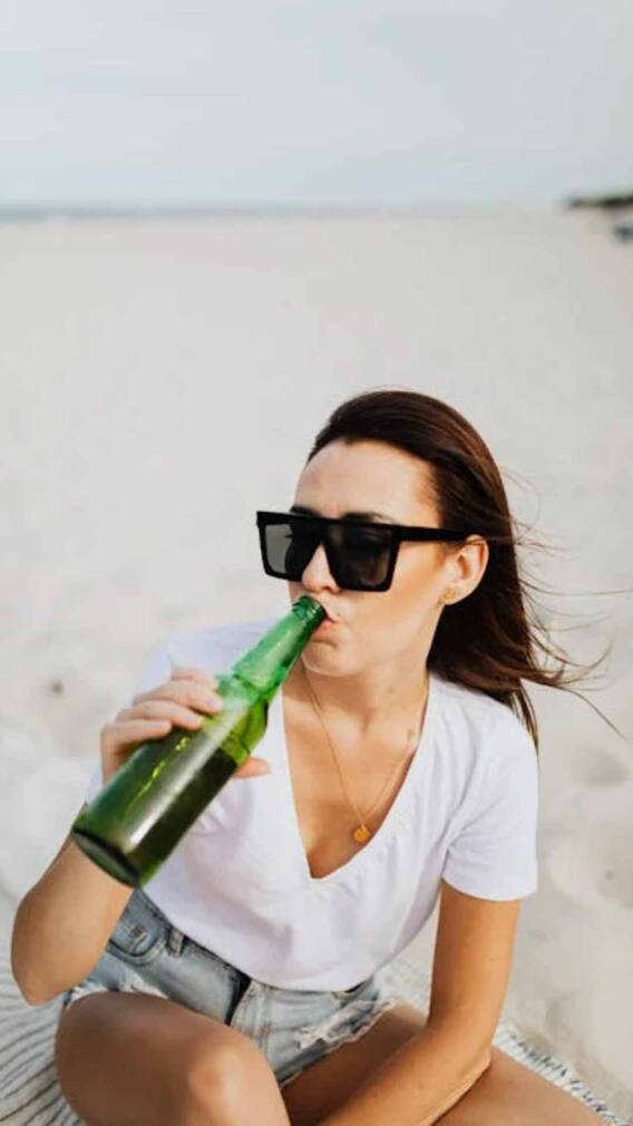 बीयर कैन या बीयर बोतल ज्यादा अच्छा क्या है?