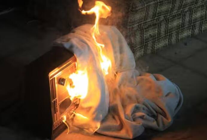 ਜੇਕਰ ਤੁਸੀਂ ਲੰਬੇ ਸਮੇਂ ਤੋਂ ਕੋਈ ਵੀ ਬਿਜਲੀ ਦੇ ਉਪਕਰਣ ਦੀ ਵਰਤੋਂ ਕਰਦੇ ਹੋ ਜੋ ਕਿ ਗਰਮ ਹੋ ਜਾਂਦਾ ਹੈ ਤਾਂ ਅਜਿਹੀ ਸਥਿਤੀ ਵਿੱਚ ਵੀ ਅੱਗ ਲੱਗਣ ਦੀ ਸੰਭਾਵਨਾ ਵੱਧ ਜਾਂਦੀ ਹੈ। ਜਿਵੇਂ ਹੀਟਰ, ਗੀਜ਼ਰ, ਪ੍ਰੈਸ (Iron)। ਇਨ੍ਹਾਂ ਨੂੰ ਵਰਤਣ ਤੋਂ ਤੁਰੰਤ ਬਾਅਦ ਬੰਦ ਕਰ ਦੇਣਾ ਚਾਹੀਦਾ ਹੈ।