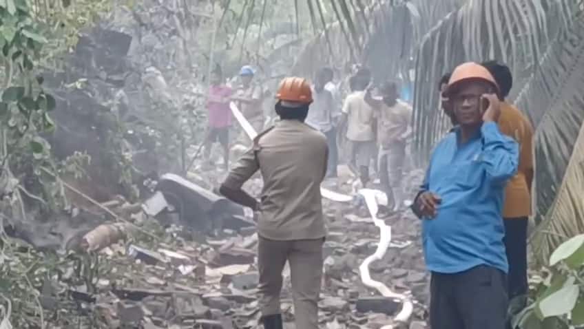 Anakapalli News: బాణాసంచా తయారీ కేంద్రంలో భారీ పేలుడు, ఎనిమిది మంది మృతి- అనకాపల్లి జిల్లాలో ఘటన