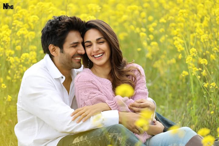 The name of Karthik Aryan and Kiara Advani's film 'Satyaprem Ka Katha' was earlier the story of 'Satyanarayana'. However, there was a dispute over it and the title was changed.