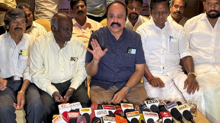Bangalore Pugazhendi says AIADMK cannot be unified anymore tnn Bangalore Pugazhendi: 