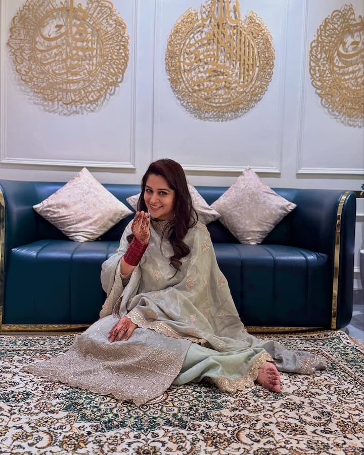 लेकिन जब वो प्रेग्नेंट हुई तो उन्होंने एक्टिंग छोड़ने का फैसला कर लिया था. एक्ट्रेस अब अपना एक क्लोथिंग ब्रांड चलाती हैं.