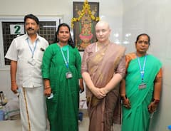 Anna Konidela: తిరుమలకు చేరుకున్న పవన్ కళ్యాణ్ సతీమణి, టీటీడీకి డిక్లరేషన్ ఇచ్చిన అనా కొణిదెల