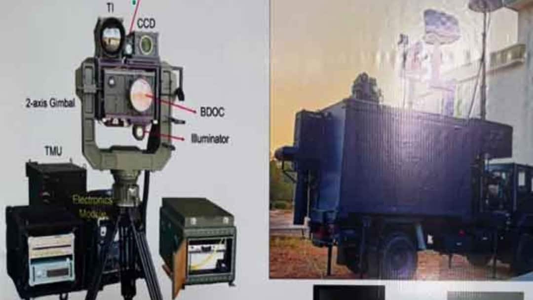 Indian Army Hits Pakistani Drone At LoC By Indigenous Anti Drone System In Jammu बॉर्डर पर पाकिस्तान ने भेजा ड्रोन, सेना ने दिखाई ताकत; एक बटन दबाते ही तबाह हुआ 'उड़ने वाला मुखबिर'