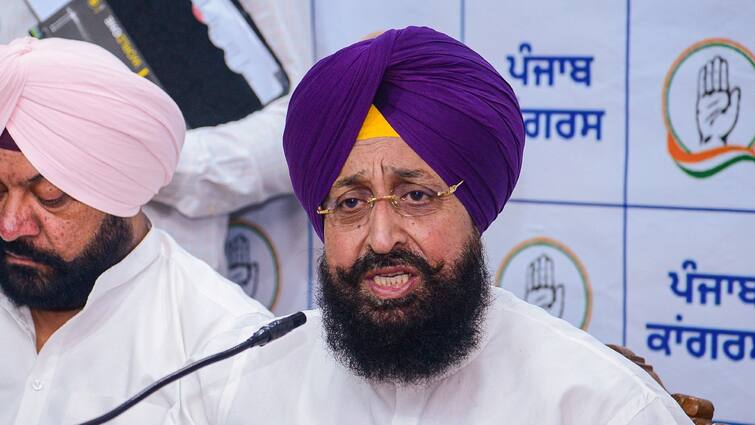 Pratap Singh Bajwa in trouble due to CM Bhagwant mann question on 52 bomb statement punjab police ann 52 बम वाले बयान से फंसे प्रताप सिंह बाजवा, घर पहुंची पुलिस, CM मान ने पूछा- कहां से मिली जानकारी?