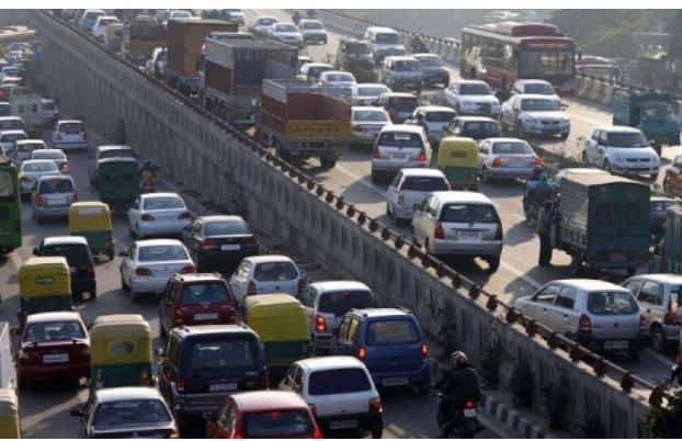 15 ਅਗਸਤ, 2026 ਤੋਂ ਬਾਅਦ ਵਾਹਨ ਨਹੀਂ ਚੱਲਣਗੇ  ਇਲੈਕਟ੍ਰਿਕ ਵਹੀਕਲ (EV) 2.0 ਨੀਤੀ ਦੇ ਅਨੁਸਾਰ, ਇਸ ਸਾਲ 15 ਅਗਸਤ, 2026 ਤੋਂ ਬਾਅਦ ਕਿਸੇ ਵੀ CNG ਆਟੋ ਰਿਕਸ਼ਾ ਦੀ ਰਜਿਸਟ੍ਰੇਸ਼ਨ ਦੀ ਇਜਾਜ਼ਤ ਨਹੀਂ ਹੋਵੇਗੀ। 15 ਅਗਸਤ ਤੋਂ, ਸੀਐਨਜੀ ਆਟੋ ਪਰਮਿਟਾਂ ਦਾ ਨਵੀਨੀਕਰਨ ਨਹੀਂ ਕੀਤਾ ਜਾਵੇਗਾ ਅਤੇ ਅਜਿਹੇ ਸਾਰੇ ਪਰਮਿਟ ਸਿਰਫ਼ ਈ-ਆਟੋ ਪਰਮਿਟ ਨਾਲ ਦੁਬਾਰਾ ਜਾਰੀ ਕੀਤੇ ਜਾਣਗੇ।