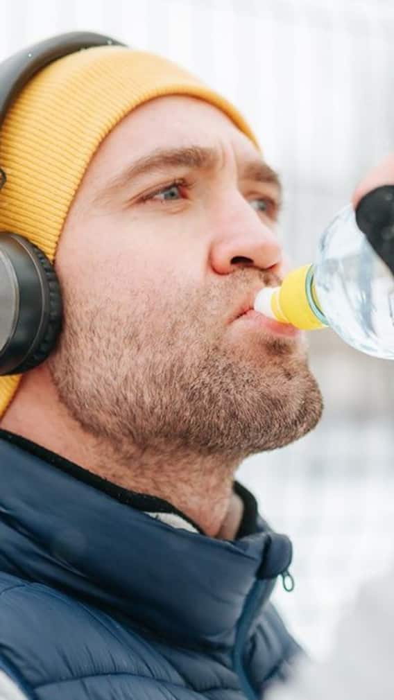 இந்த அறிகுறிகள் இருந்தா உடலில் நீர்ச்சத்து குறைவா இருக்கும்..