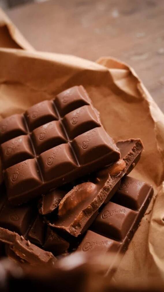 फिजिकल रिलेशन बनाने से पहले क्यों खाई जाती है डार्क चॉकलेट?