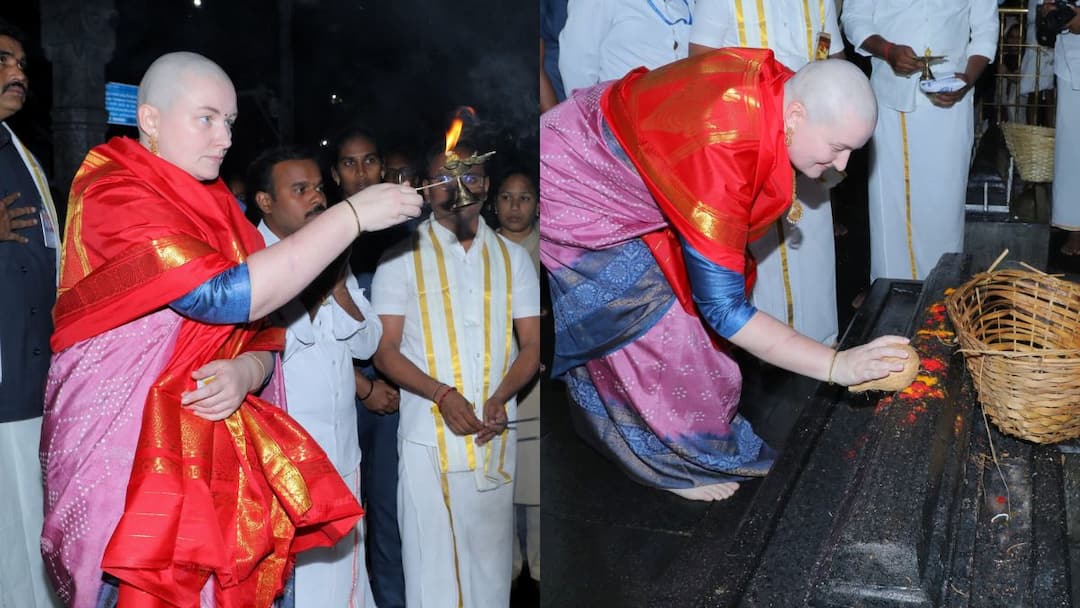 Pawan Kalyans wife Anna Konidela visits Tirumala temple Anna Konidela Visits Tirumala: తిరుమల శ్రీవారిని దర్శించుకున్న అన్నా కొణిదల, మార్క్ శంకర్ కోలుకోవాలని ప్రత్యేక పూజలు