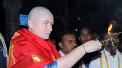 मोठ्या दुर्घटनेतून मुलगा सुखरुप परतला, पवन कल्याण यांच्या रशियन पत्नीने तिरुपती मंदिरात जाऊन नवस पूर्ण केला