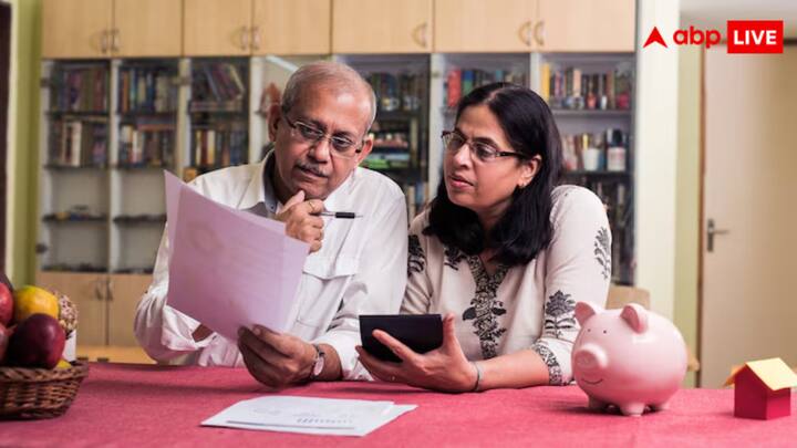 Rajasthan News: विभाग ने जो रिपोर्ट भेजी है उस हिसाब से अगर कोई पेंशनधारी सालाना 48 हजार या उससे ज्यादा बिजली का बिल भर रहा है तो उसकी पेंशन रोकी जा सकती है.