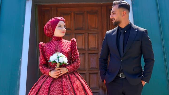 उनका कहना था कि सरकार का यह फैसला ट्यूनीशिया को बाकी के अरब देशों से अलग बनाता है, जहां पर इस्लामिक कानून का सख्ती से पालन किया जाता है.