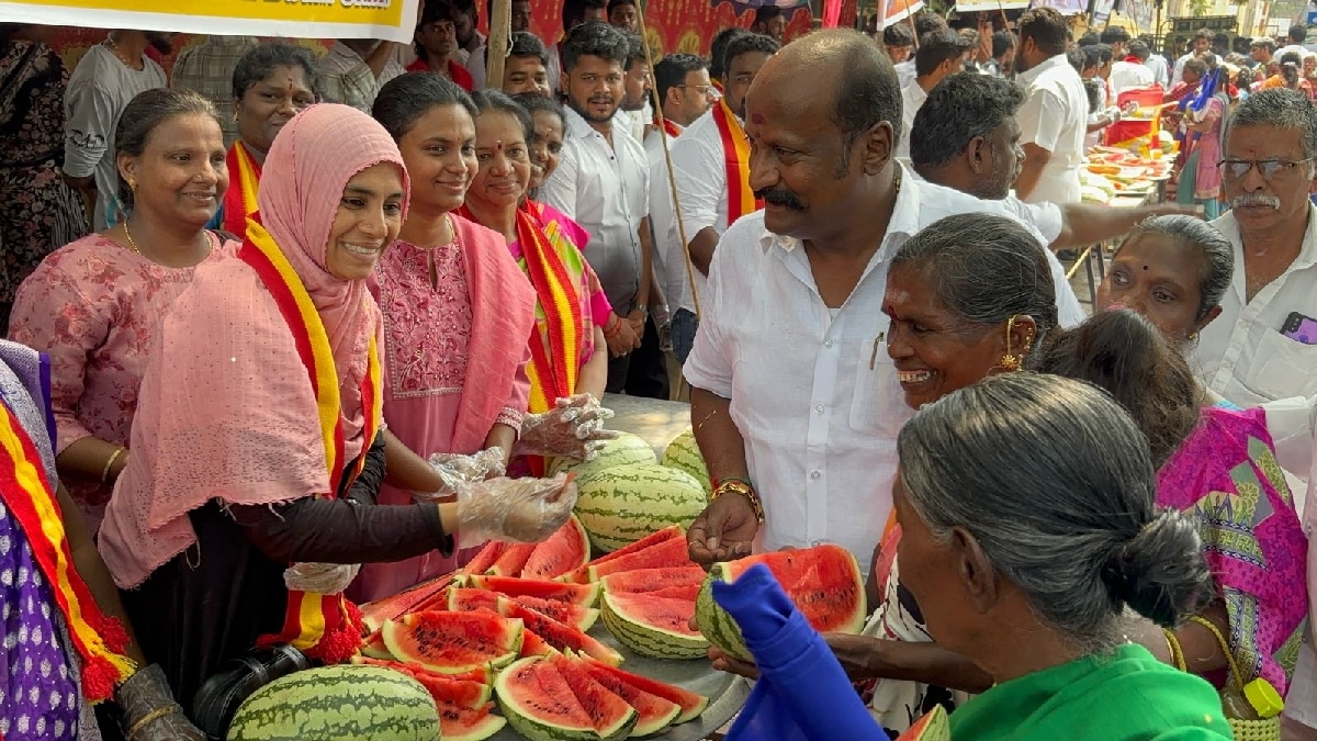 TVK: அம்பேத்கர் பிறந்தநாளை வித்தியாசமான முறையில் கொண்டாடிய தமிழக வெற்றிக் கழகம்
