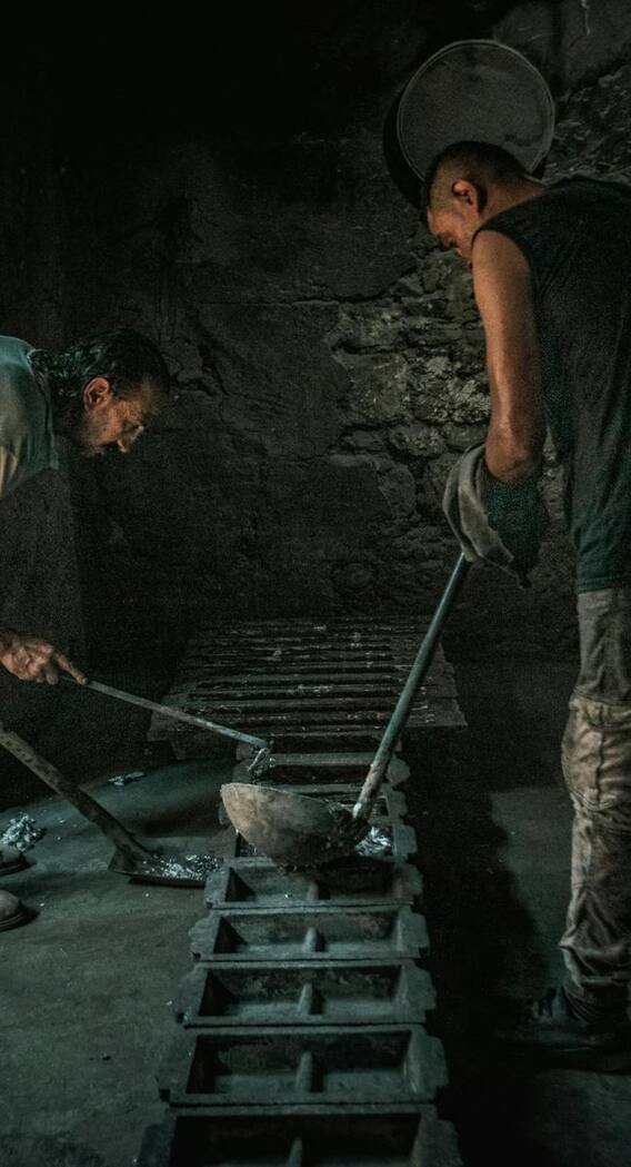 स्पेन में मजदूरों की सैलरी कितनी होती है?