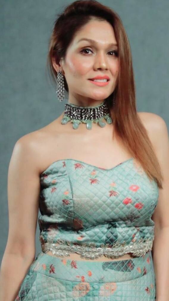 इतनी रईस हैं सोनू कक्कड़,मंहगी गाड़ियों का रखती हैं शौक