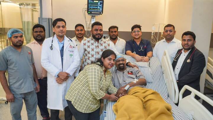 দিনকয়েক আগেই ভীষণ শরীর খারাপ নিয়ে হাসপাতালে ভর্তি হয়েছিলেন বিনোদ কাম্বলি। জীবনের সঙ্গে লড়াই চলছিল তাঁর।