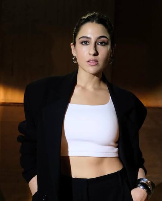 उन्होंने सारा के डेडीकेशन और क्षमता की तारीफ की. शर्मिला ने कहा,