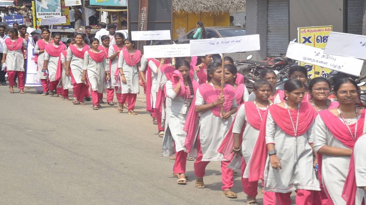 தஞ்சையில் இன்று தீத்தொண்டு நாள் விழிப்புணர்வு பேரணி: மாணவ, மாணவிகள் பங்கேற்பு