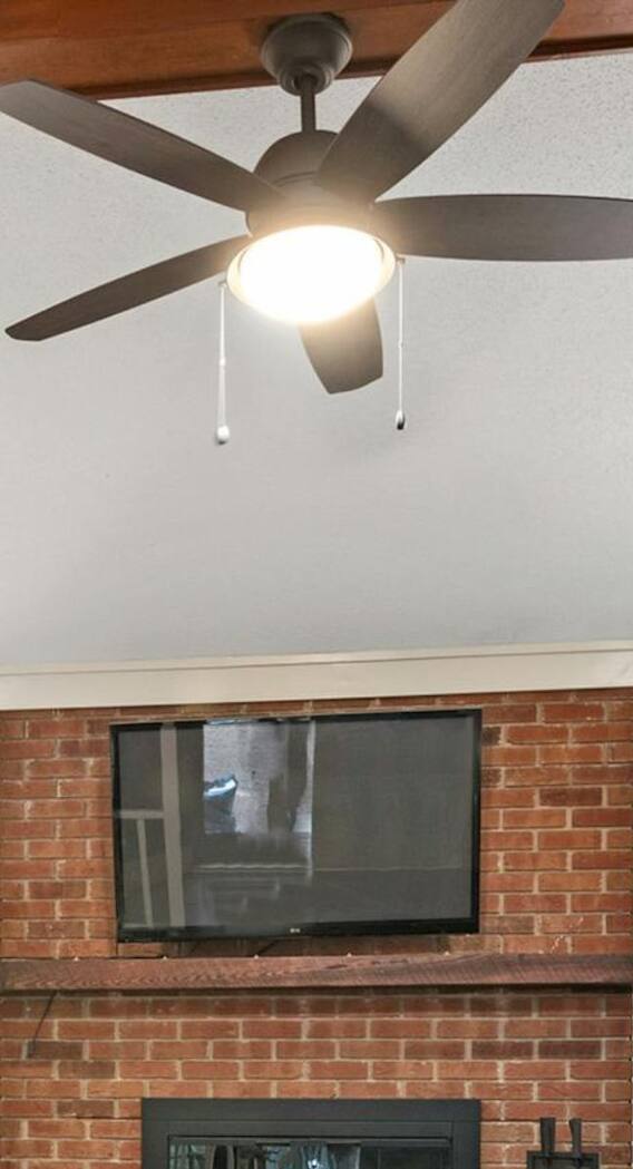 एक पंखा कितने यूनिट बिजली खर्च करता है?