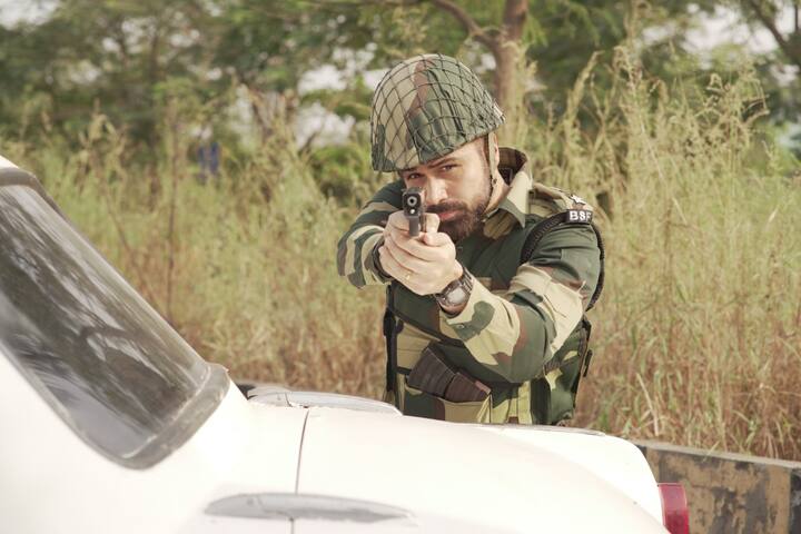 'ग्राउंड जीरो' 38 साल बाद श्रीनगर में रेड कार्पेट पर प्रीमियर होने वाली पहली फिल्म है. इसका प्रीमियर 18 अप्रैल को होगा और इसे लेकर फैंस और इंडस्ट्री दोनों में जबरदस्त क्रेज है.