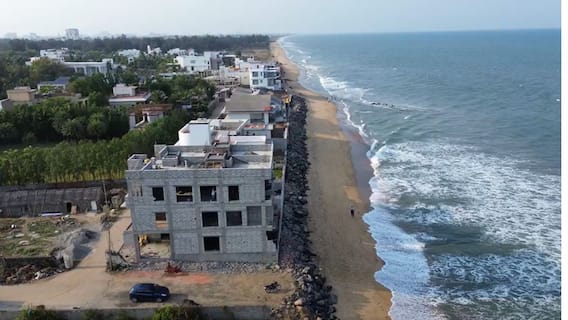 ECR கடற்கரையை உண்ணும் சுறாக்கள் - கண்டுகொள்ளாத தமிழ்நாடு அரசு, இயற்கையில் விளையாடும் அரசியல்