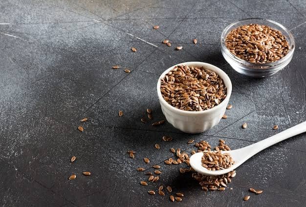 Does linseed nutrition become more or less after roasting. After all, what to use in both roasted vs raw flax seeds. Let's know who is more beneficial in roasted and raw flaxseed ...