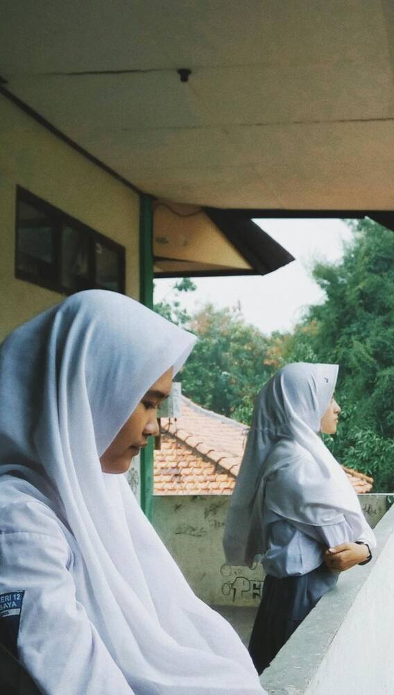 क्या मस्जिद में भी सिर ढंककर जाना होता है?