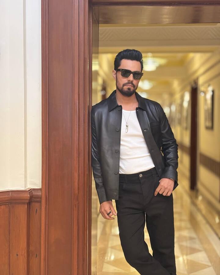 बात करें फिल्म ‘जाट’ की तो ये 10 अप्रैल को रिलीज हुई थी. जो बॉक्स ऑफिस पर अच्छा कलेक्शन कर रही हैं. फिल्म में एक्टर के साथ सनी देओल मेन लीड में हैं.