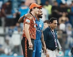 MI vs SRH IPL 2025 : हार्दिक पांड्याकडून मोठी चूक, घरच्या मैदानावर नीता अंबानी यांनी धरले डोके... 9 षटकात नेमकं काय घडलं?